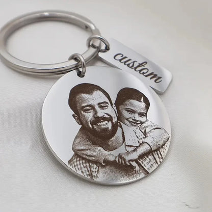 Custom Photo Keychain Engraved Stainless Steel Portrait Key Custom photo KeyRing Round-Shaped Personalized keychain for Family